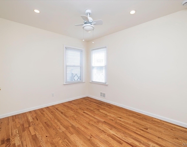 1128 Braxton Street - Photo Thumbnail 16
