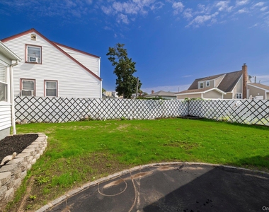 1128 Braxton Street - Photo Thumbnail 30