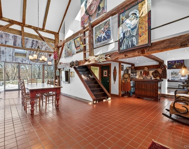 101 Drake Road - Photo Thumbnail 9