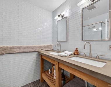 101 Drake Road - Photo Thumbnail 19