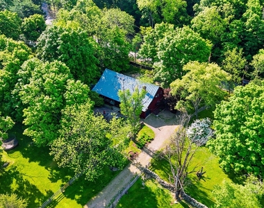 101 Drake Road - Photo Thumbnail 8