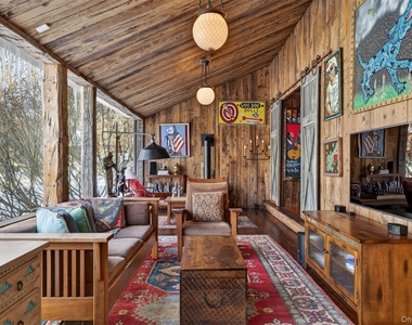101 Drake Road - Photo Thumbnail 13