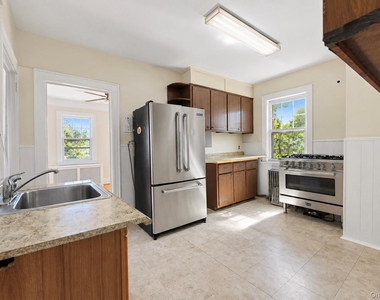 123 Wallace Street - Photo Thumbnail 7