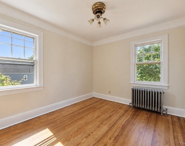 123 Wallace Street - Photo Thumbnail 12