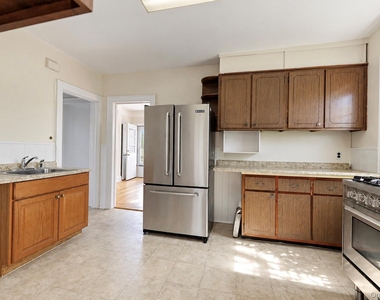 123 Wallace Street - Photo Thumbnail 6