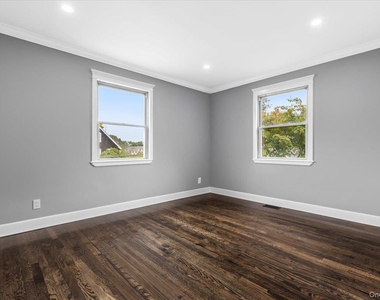 85 Franklin Avenue - Photo Thumbnail 16