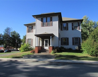 43 Clinton Street - Photo Thumbnail 1