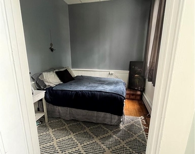 43 Clinton Street - Photo Thumbnail 8