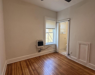 28 Robin Street - Photo Thumbnail 4