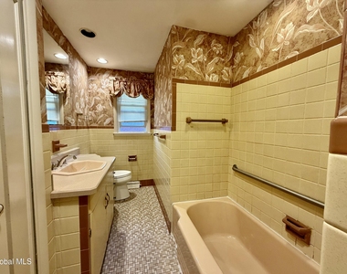 768 New Scotland Avenue - Photo Thumbnail 13