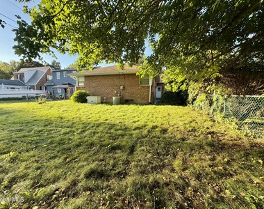 768 New Scotland Avenue - Photo Thumbnail 22