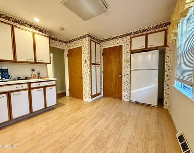 768 New Scotland Avenue - Photo Thumbnail 7