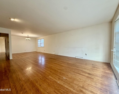 768 New Scotland Avenue - Photo Thumbnail 10