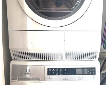 475 55th Street - Photo Thumbnail 9