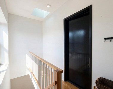 475 55th Street - Photo Thumbnail 8