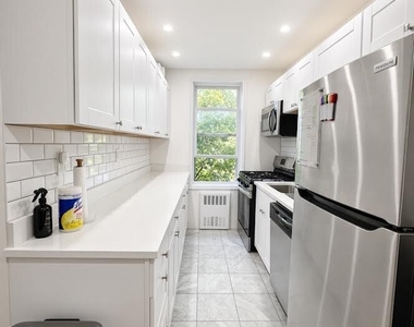 5775 Mosholu Avenue - Photo Thumbnail 2