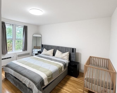 5775 Mosholu Avenue - Photo Thumbnail 6