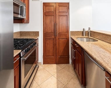 106 Central Park S - Photo Thumbnail 7