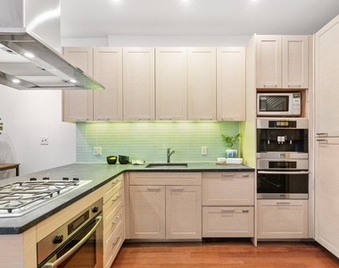 345 E 50th Street - Photo Thumbnail 1