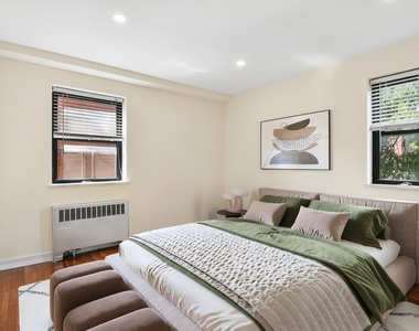 25-10 31st Avenue - Photo Thumbnail 4