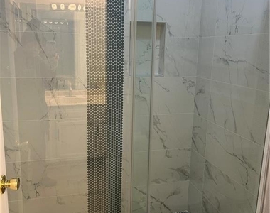 65 Wentworth Road - Photo Thumbnail 11