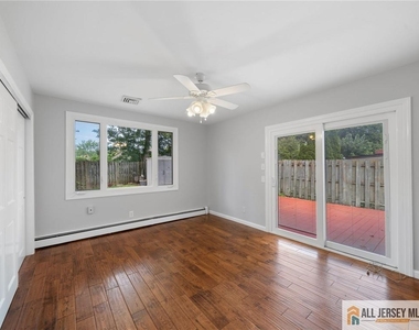 55 Gurley Road - Photo Thumbnail 11