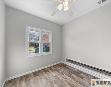 55 Gurley Road - Photo Thumbnail 12