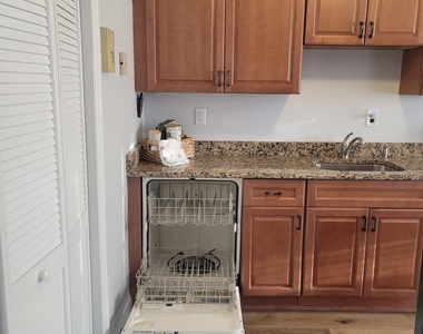 1617 Raspberry Court - Photo Thumbnail 1