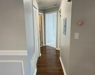 338 Cozzens Court - Photo Thumbnail 5