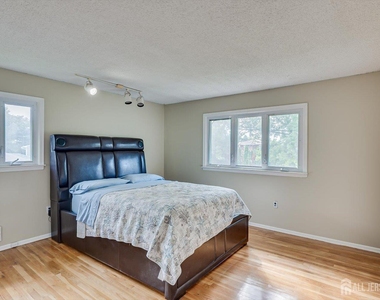 8 Nathan Drive - Photo Thumbnail 14