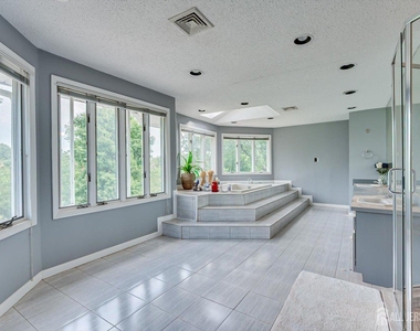 8 Nathan Drive - Photo Thumbnail 13