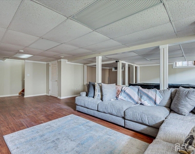 8 Nathan Drive - Photo Thumbnail 16