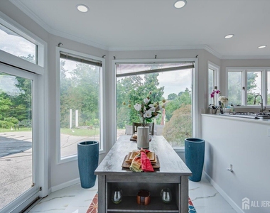 8 Nathan Drive - Photo Thumbnail 2