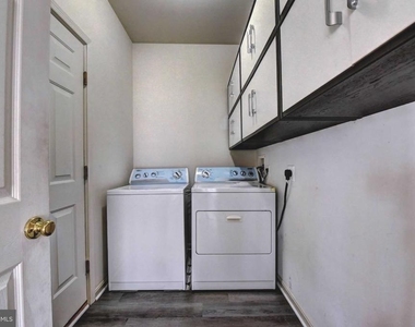 110 Hunton Drive - Photo Thumbnail 22