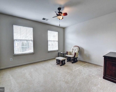 110 Hunton Drive - Photo Thumbnail 36
