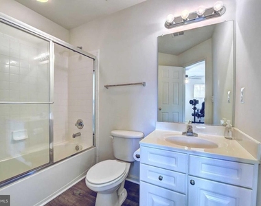 110 Hunton Drive - Photo Thumbnail 46