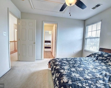 110 Hunton Drive - Photo Thumbnail 43