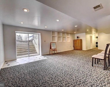 110 Hunton Drive - Photo Thumbnail 48