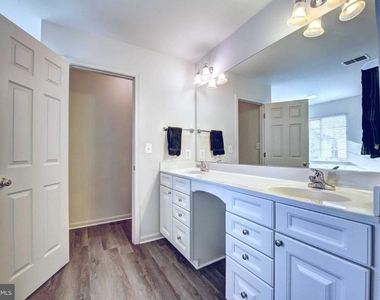 110 Hunton Drive - Photo Thumbnail 33