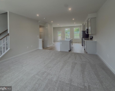 6737 Shelton Lane - Photo Thumbnail 19