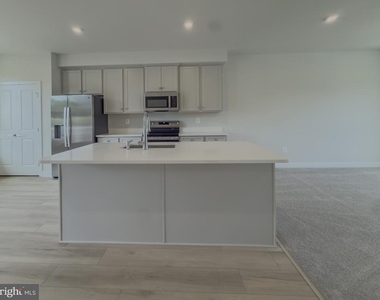 6737 Shelton Lane - Photo Thumbnail 15