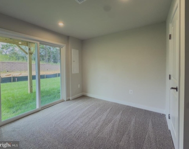6737 Shelton Lane - Photo Thumbnail 4