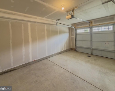 6737 Shelton Lane - Photo Thumbnail 8