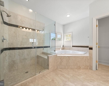 11717 Mercer Hill Court - Photo Thumbnail 31