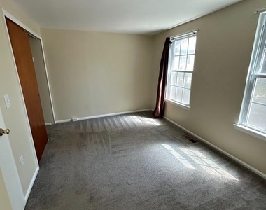 8447 Braxted Lane - Photo Thumbnail 17
