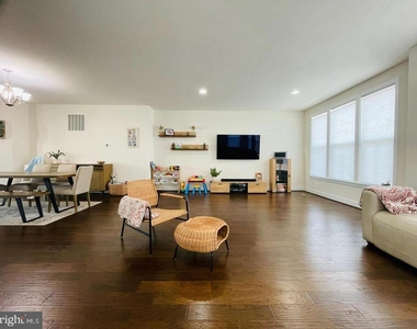 42311 Belgrave Gardens Terrace - Photo Thumbnail 14