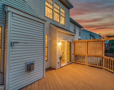 25840 Kirkwood Square - Photo Thumbnail 11