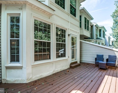3105 Sutherland Hill Court - Photo Thumbnail 41