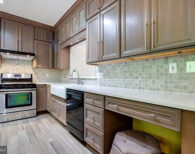 3105 Sutherland Hill Court - Photo Thumbnail 20