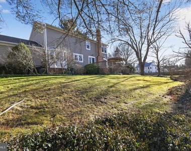 1302 Clayborne House Court - Photo Thumbnail 48